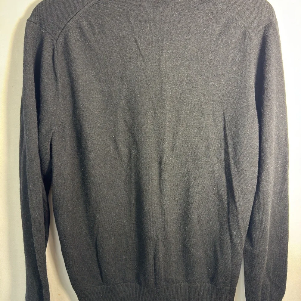 Banana‎ Republic Black V-Neck Sweater 100% Merino Wool